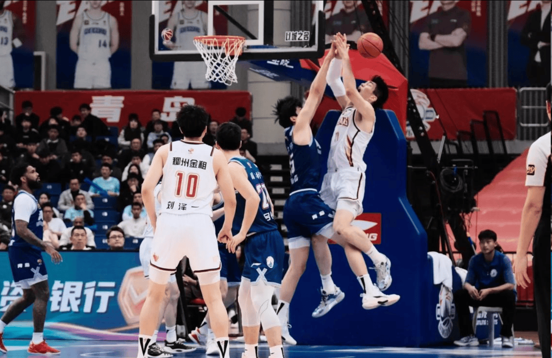 麻将胡了-进攻(gōng)11中3、防(fáng)守成提款机!CBA最佳防(fáng)守球员在NBA最大软肋(lē)是防(fáng)守?