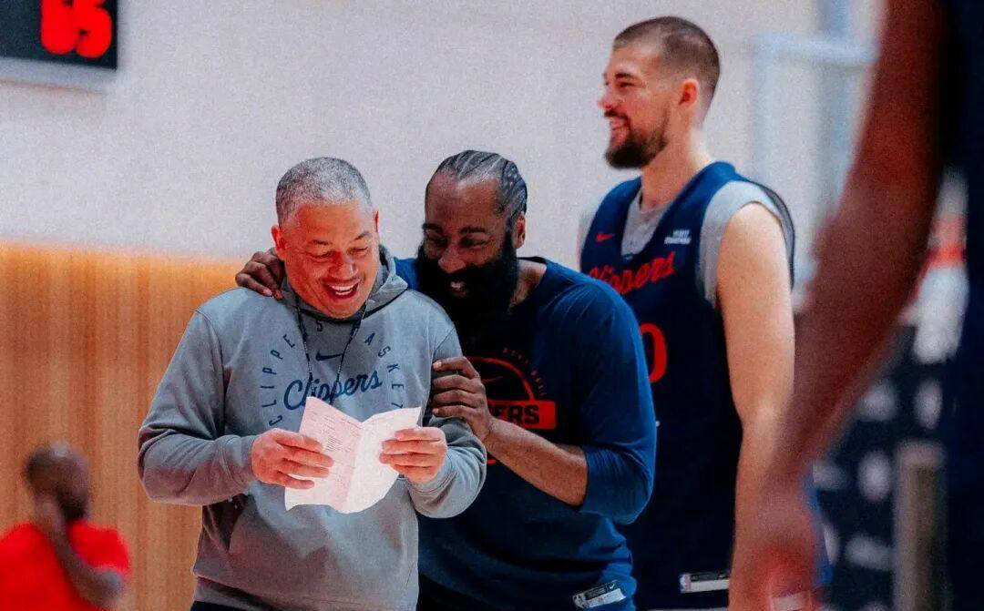 麻将胡了免费旋转-快船阵容(róng)调整策略分析