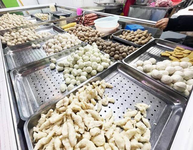 麻将糊了-老饕私藏!来闵行这家(jiā)批(pī)发市(shì)场,解锁火锅自由