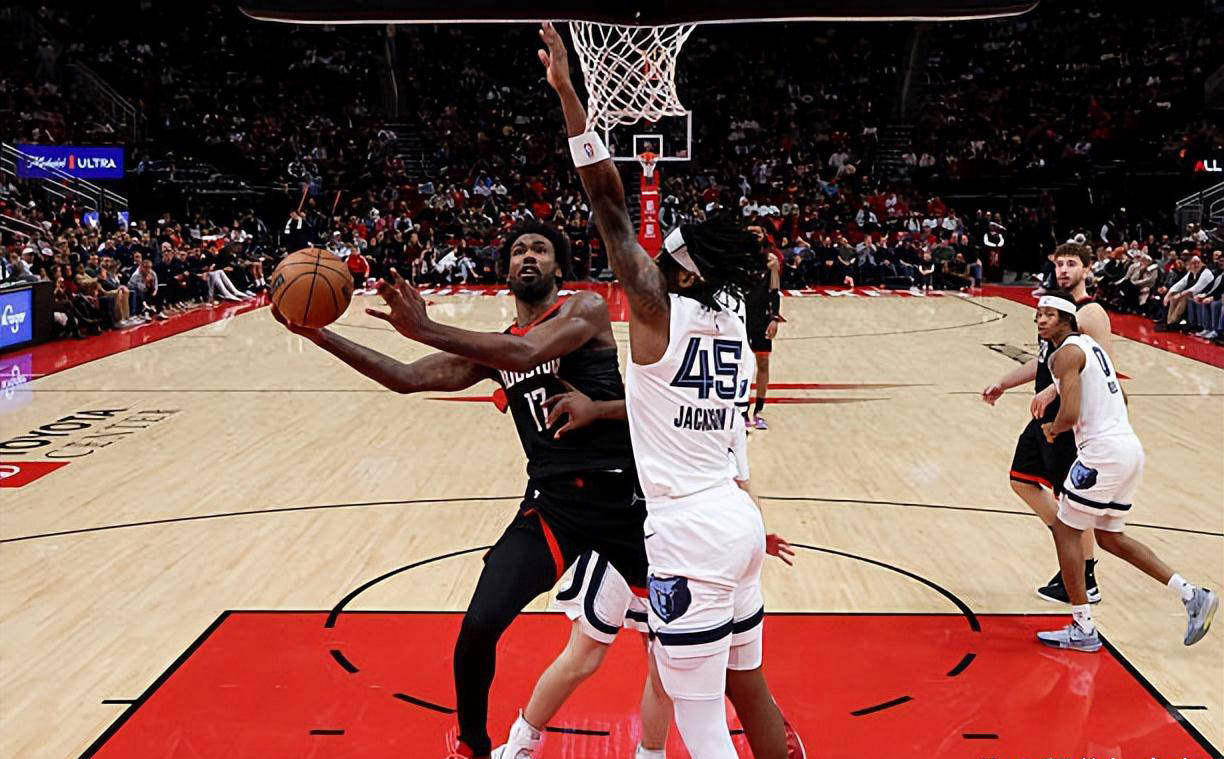 麻将胡了-火箭锋线新(xīn)星表现亮眼，但(dàn)进攻选擇(zé)仍需调整